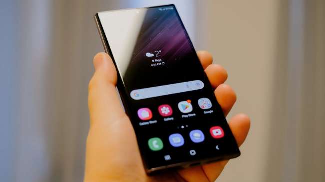 Cara Screenshot Tiga Jari di HP Samsung (Semua Seri), Praktis!