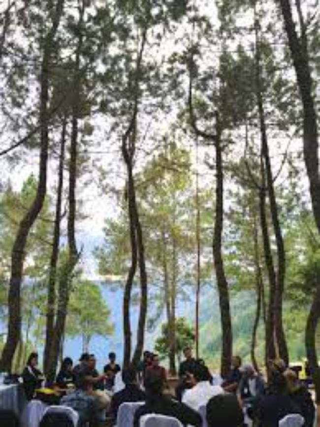 Kaldera Sunset Hill Toba, Spot Indah Lihat Matahari Terbenam!