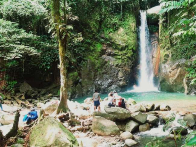 Air Terjun Sarambualla: Tiket Terbaru 2026, Lokasi & Daya Tarik