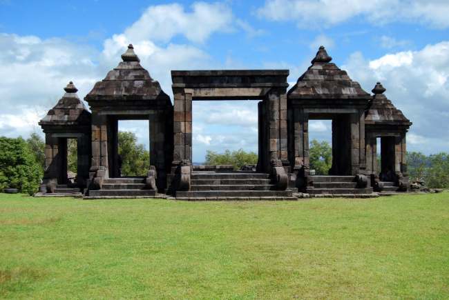 Candi Ratu Boko Jogja: HTM Terbaru 2026, Jam Buka & Lokasi