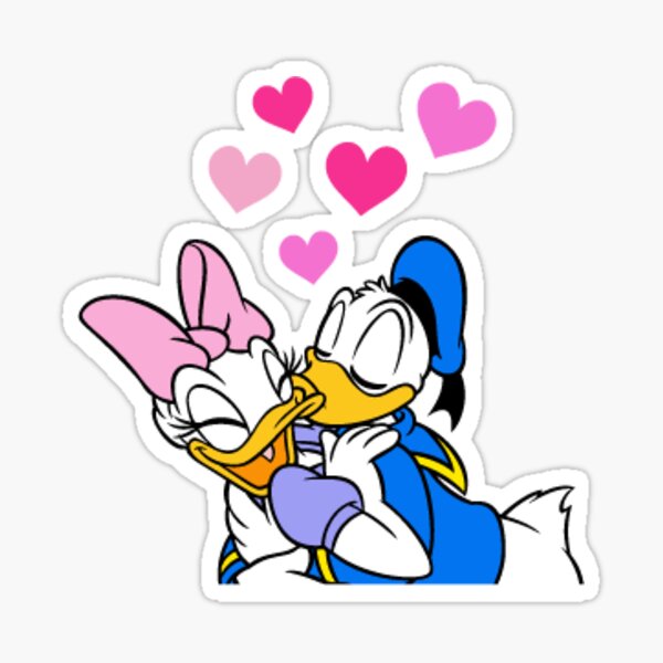 Donald mencium pipi Daisy dengan penuh rasa cinta di tengah romantisme bersama