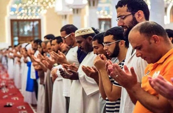 Kisah Awal Mulanya Doa Qunut