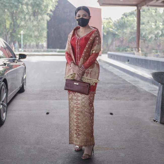 Rok Set Kebaya