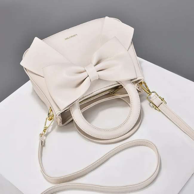 Tas Selempang Detail Big Bow