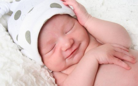 Ide Nama Bayi untuk Anak Lahir di Bulan April