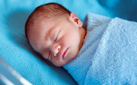 100 Nama Bayi Lahir Bulan April: Inspirasi Indah, Penuh Makna, dan Modern