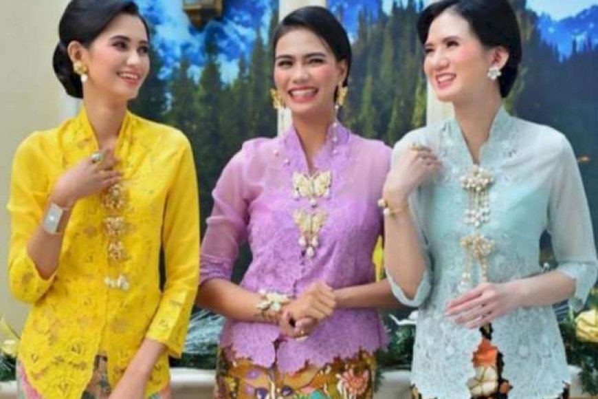 8 Model Kebaya Encim Betawi dengan Jilbab atau Non Hijab