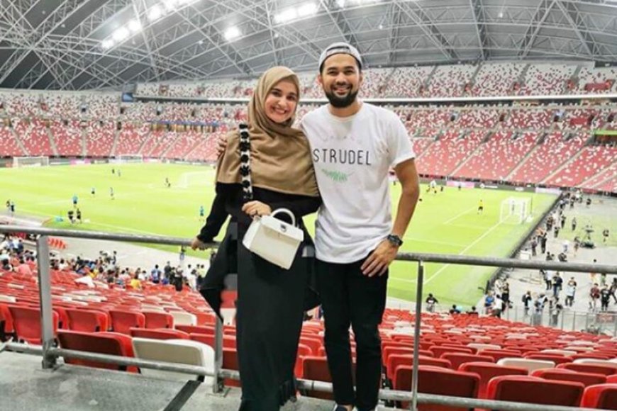 10 OOTD Nonton Bola Cewek dan Cowok, Nyaman Juga Sporty!