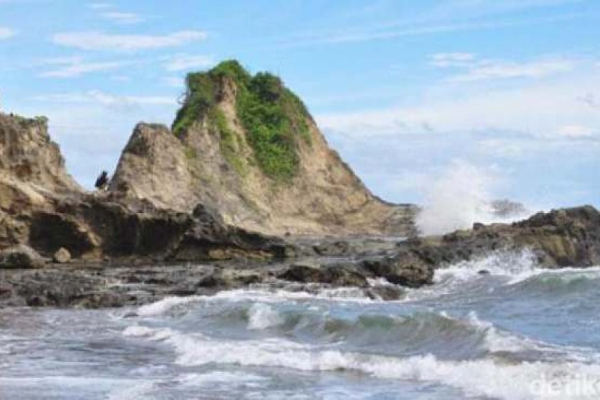 Pantai Karang Nini Pangandaran: Lokasi/Rute &amp; Daya Tariknya
