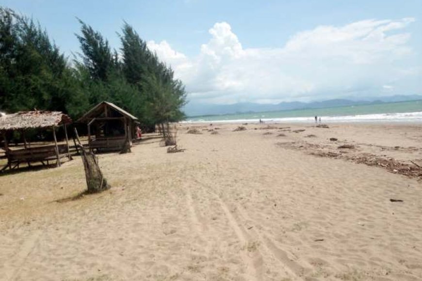 Pantai Pasir Jambak Padang: HTM 2026, Lokasi &amp; Daya Tarik