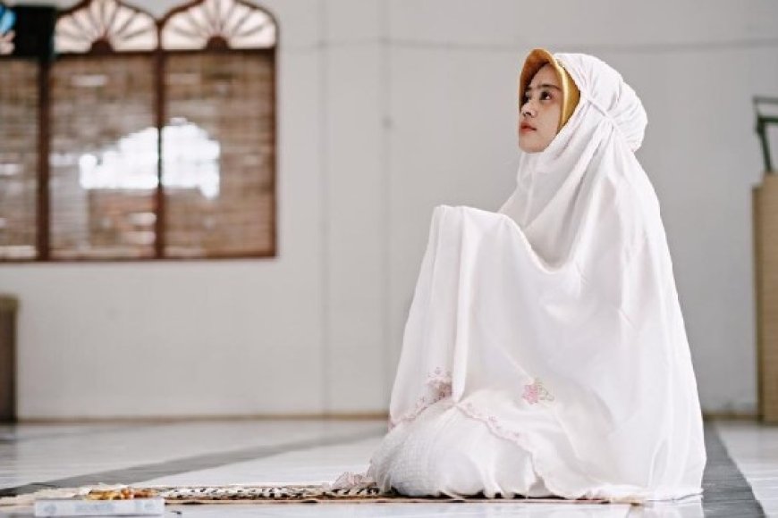 Doa Selamat Dunia Akhirat Lengkap Arab, Latin &amp; Artinya