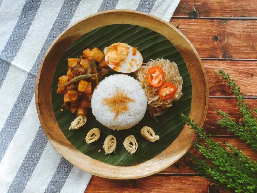 Enak! Resep Nasi Uduk Rice Cooker versi Sederhana dan Komplit