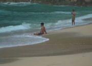 Pantai Nyawiji Pacitan Jawa Timur Titik Lokasi & Daya Tarik Wisata