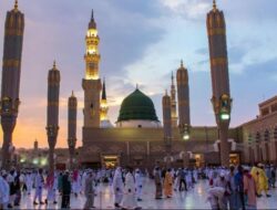 Adab dan Bacaan Doa Masuk Masjid Nabawi