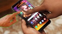 Layar HP Bergerak Sendiri? Ternyata Ini Penyebab dan Solusinya