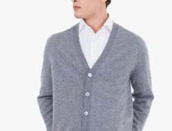 8 OOTD Cardigan Pria Hangat yang Modis untuk Hangout
