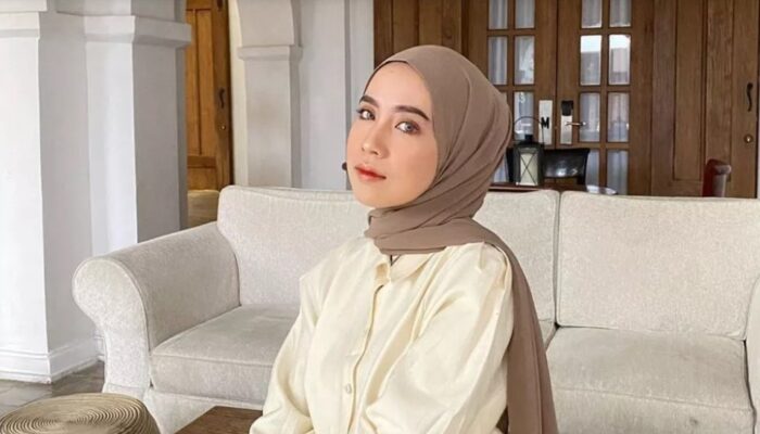 Tutorial Pashmina Inner Menutup Dada, Pas untuk Sehari-hari