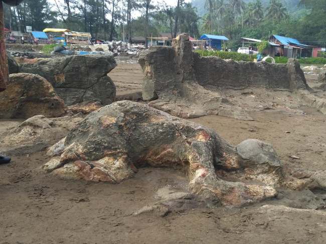 Alamat Wisata Batu Malin Kundang