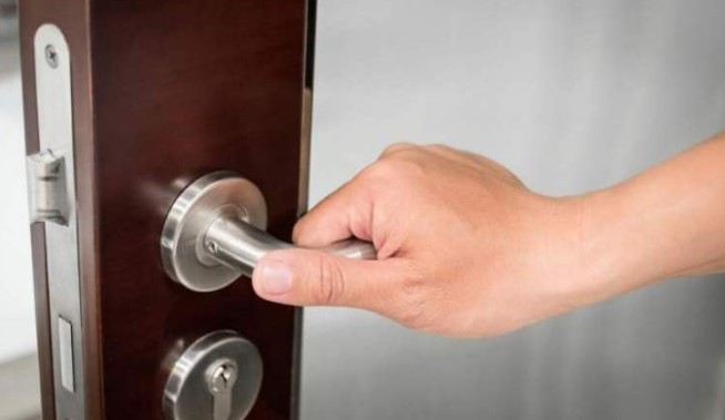 Beberapa bacaan doa keluar rumah yang dapat diamalkan