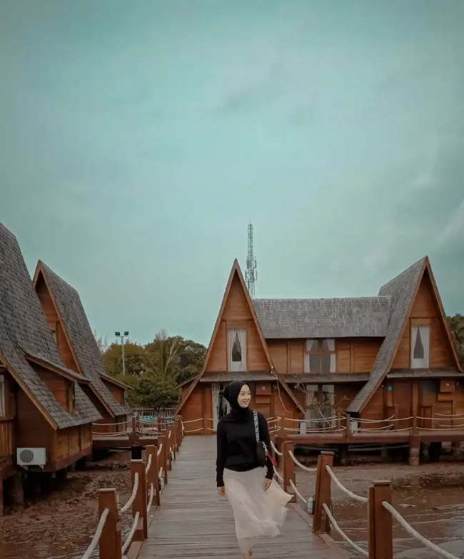 Cirebon Waterland Ade Irma Suryani