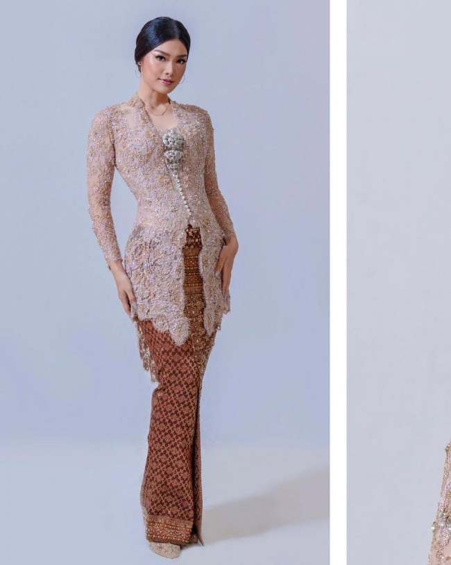 Kebaya Brokat dan Kain Songket