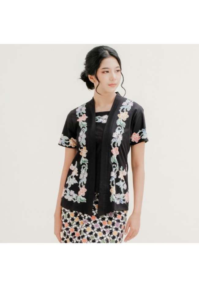 Kebaya Encim Lengan Pendek