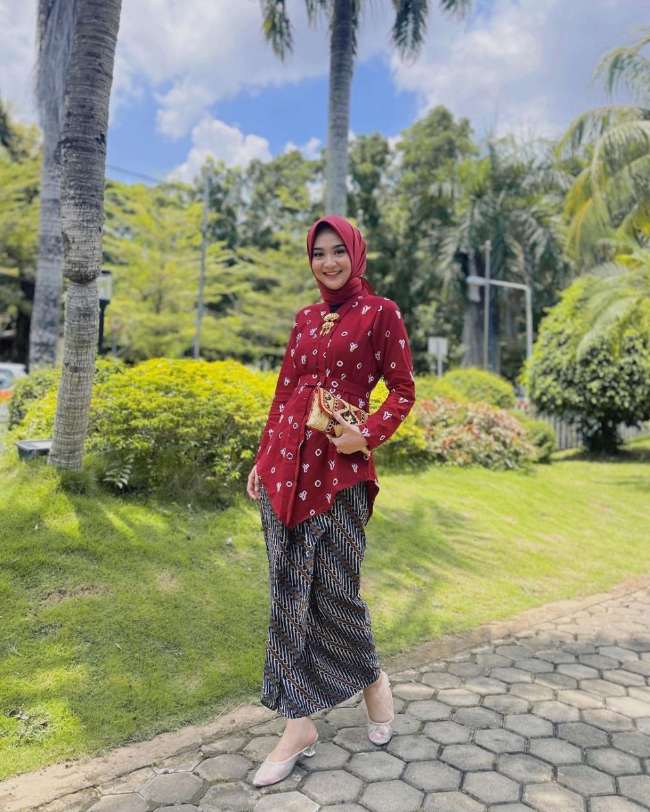 Kebaya Kartini Jumputan