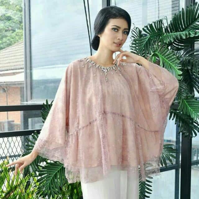 Kebaya Model Loose