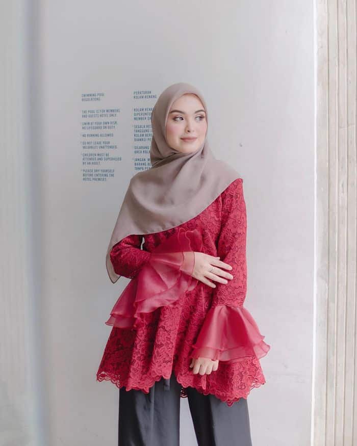 Kebaya Peplum