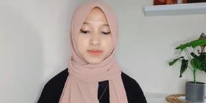 Model Pashmina Plisket Simple Hangout