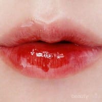 Ombre Dengan Concealer, Lip Gloss dan Lip Tint