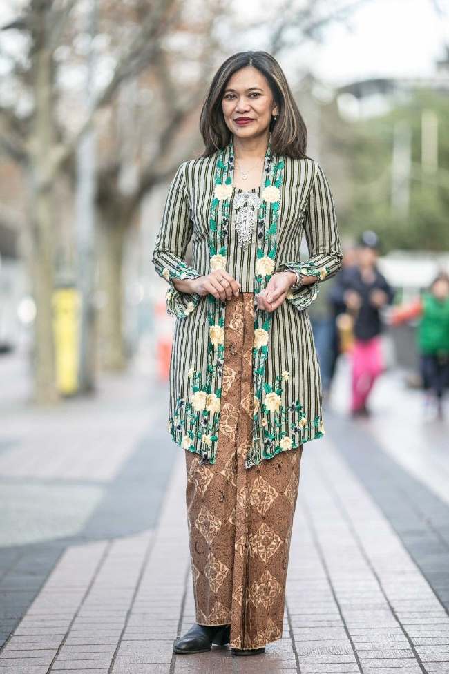 Rekomendasi Model Kebaya Lurik Modern