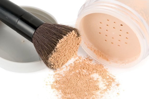 Sapukan Sedikit Bedak