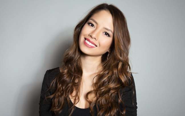 Segi Long Curly Haircut