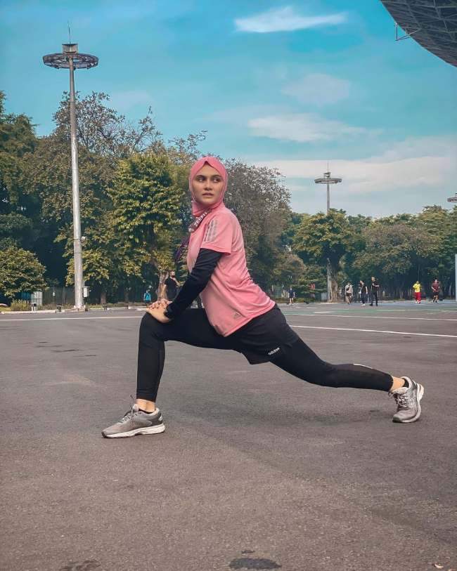 Short Pants dan Legging