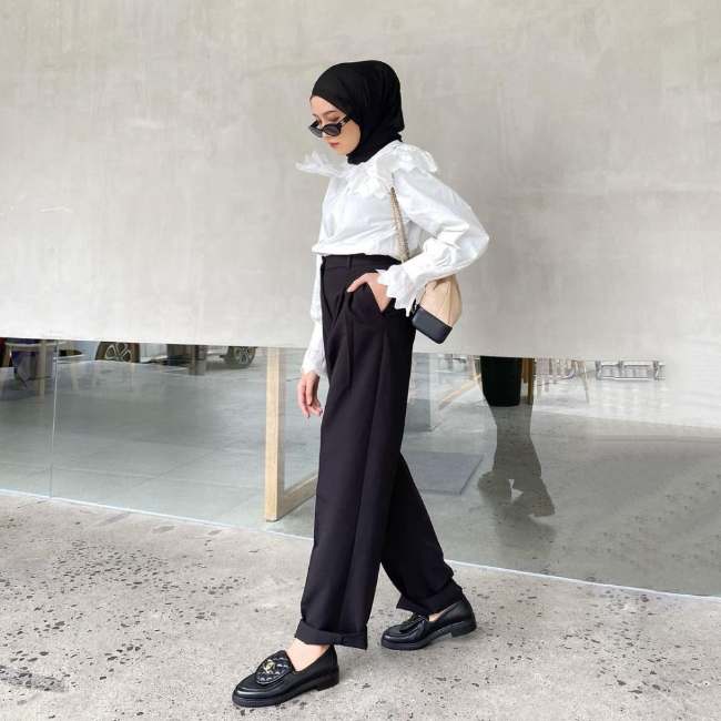 Si Paling Klasik, Black and White!