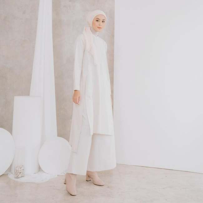 Tampil Serba Putih