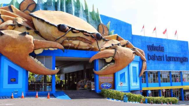 Wisata Bahari Lamongan