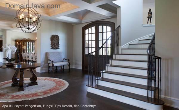 What is a Foyer: Definition, Function, Design Tips, and Examples