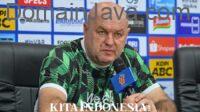 Hodak: Persib Must Maintain Top Position in League 1 until the End of the Year