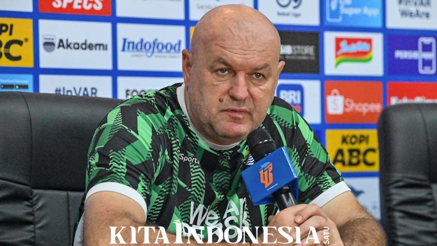 hodak:-persib-must-maintain-top-position-in-league-1-until-the-end-of-the-year