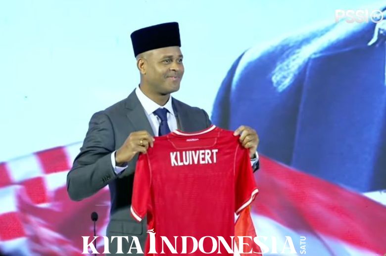 patrick-kluivert-officially-trains-indonesian-national-team,-debuts-against-australia-and-bahrain